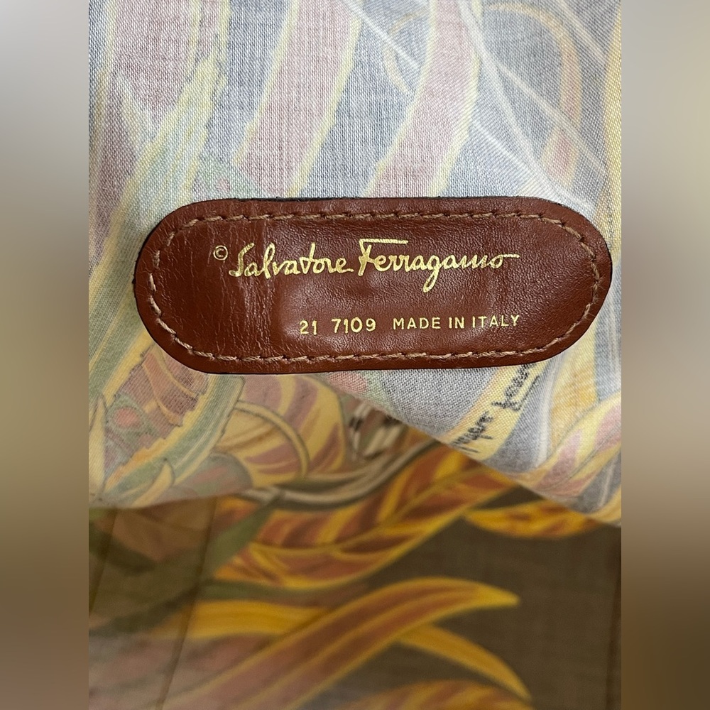 Salvatore Ferragamo Boston Bag - Picture 15 of 16
